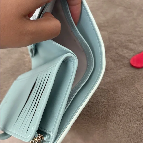 NWT Kate Spade Light Blue Quilted Wallet - Picture 5 of 6